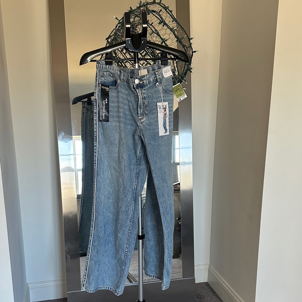 Women's Classic Blue Straight Leg Jeans